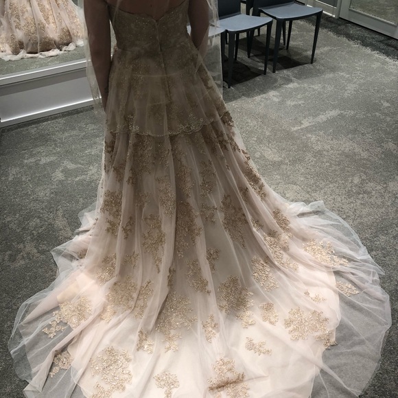 Rose gold wedding dress - Picture 8 of 8